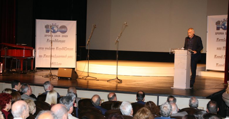 Ο Δήμαρχος Πειραιά Γιάννης Μώραλης στην εκδήλωση για τα 100 χρόνια από την ίδρυση του Συλλόγου Εκτελωνιστών &#8211; Τελωνειακών Αντιπροσώπων Πειραιώς &#8211; Αθηνών