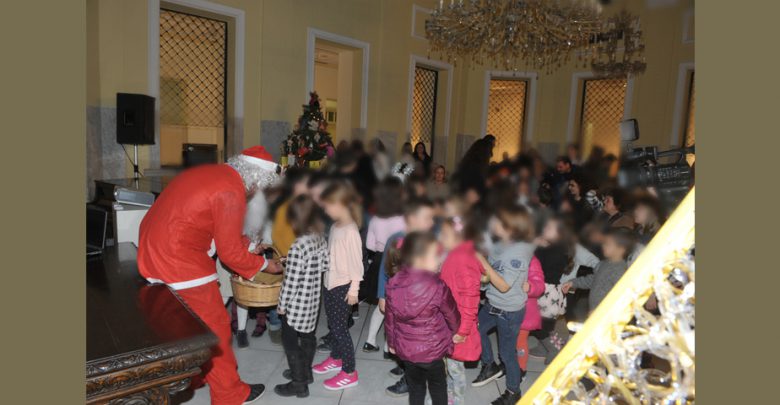 Χριστουγεννιάτικη εκδήλωση για παιδιά στη Δημοτική Πινακοθήκη Πειραιά