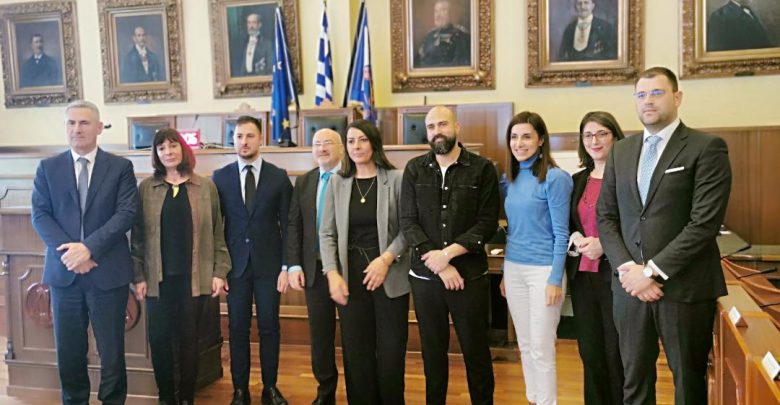 Εθιμοτυπική επίσκεψη αντιπροσωπείας του Μαυροβουνίου και της  Πρέσβειρας του Μαυροβουνίου στην Ελλάδα στο Δημαρχείο Πειραιά
