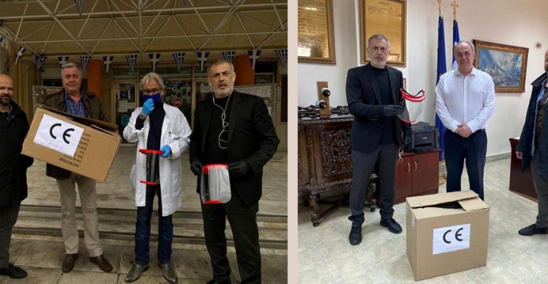 Ο Δήμαρχος Πειραιά Γιάννης Μώραλης παρέδωσε τις πρώτες ασπίδες προστασίας προσώπου (μάσκες) στα νοσοκομεία Τζάνειο &#038; Μεταξά