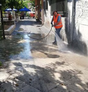 Επιχείρηση καθαριότητας στην Ε&#8217; Δημοτική Κοινότητα από τον Δήμο Πειραιά