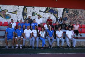 Μαθητές σχολείων του Πειραιά προπονήθηκαν από Ολυμπιονίκες  σε αθλητική δράση  του  Ο.Π.Α.Ν. και της  Εθνικής  Ολυμπιακής  Ακαδημίας  
