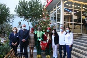 Χριστουγεννιάτικες δράσεις αλληλεγγύης από τον Δήμο Πειραιά   στα νοσοκομεία «Τζάνειο» και «Μεταξά» 