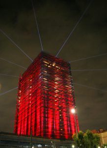 «Κόκκινη Νύχτα» &#8211; Μια γιορτή όλη η πόλη στο εμπορικό κέντρο του Πειραιά