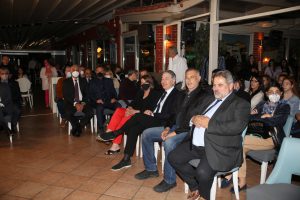 Ο Δήμαρχος Πειραιά Γιάννης Μώραλης στην εκδήλωση βραβεύσεων αθλητικών τμημάτων του Ναυτικού Αθλητικού Συνδέσμου