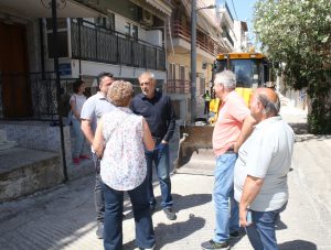 Ανακατασκευή δρόμων με μεγάλη κλίση σε γειτονιές της πόλης μας  από τον Δήμο Πειραιά