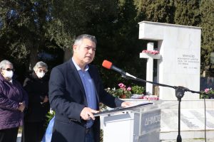 Ο  Δήμος Πειραιά τίμησε τη μνήμη των θυμάτων  του βομβαρδισμού της πόλης την 11η Ιανουαρίου 1944