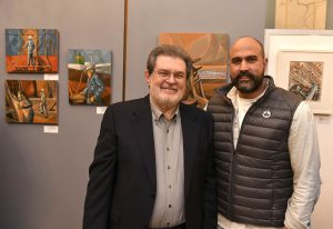 Ο Δήμαρχος Πειραιά Γιάννης Μώραλης στα εγκαίνια της έκθεσης ζωγραφικής του Γιάννη Μίχα «από σκουριά κι αλμύρα»